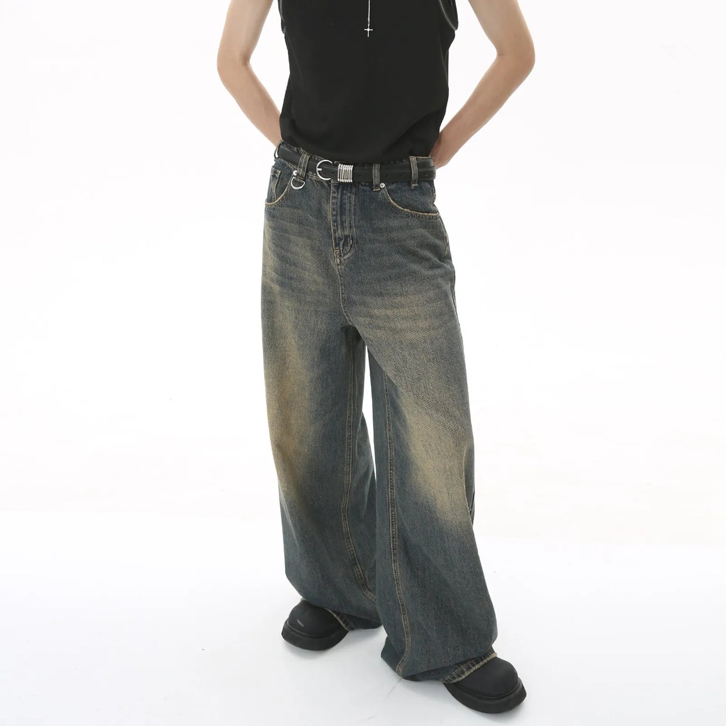 Vintage Baggy Denim Jeans.