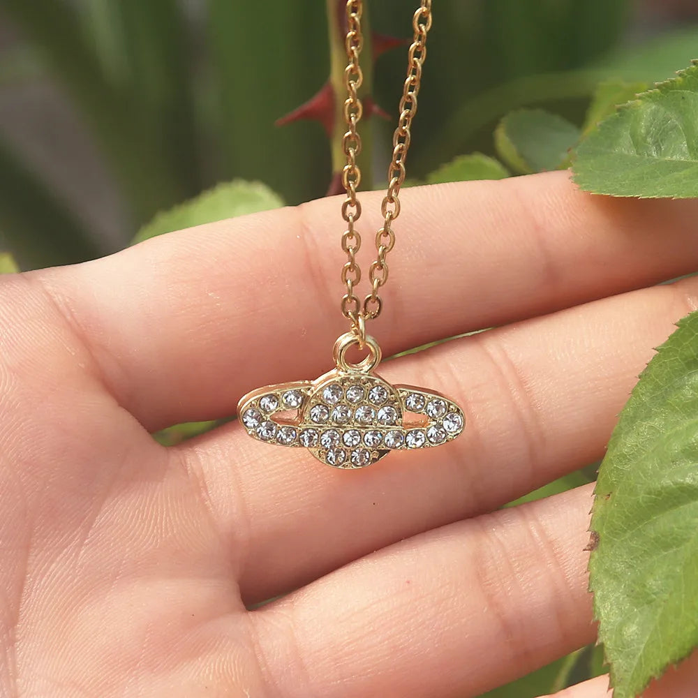 Vintage Saturn Pearl Necklace.