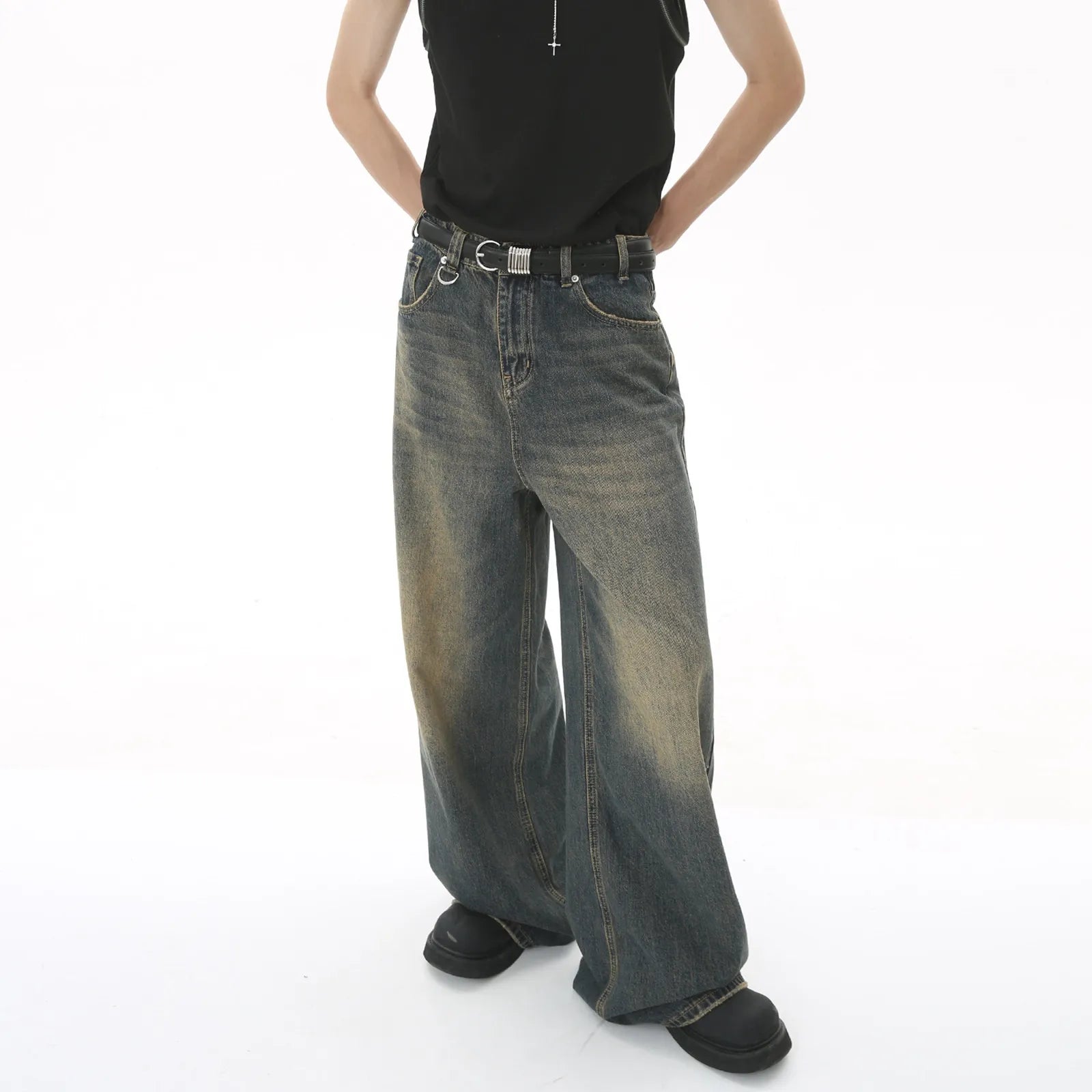 Vintage Baggy Denim Jeans.